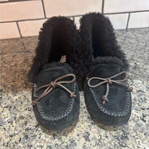 New Ugg Elena Slippers